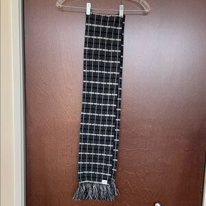 Black and White Checkered Scarf